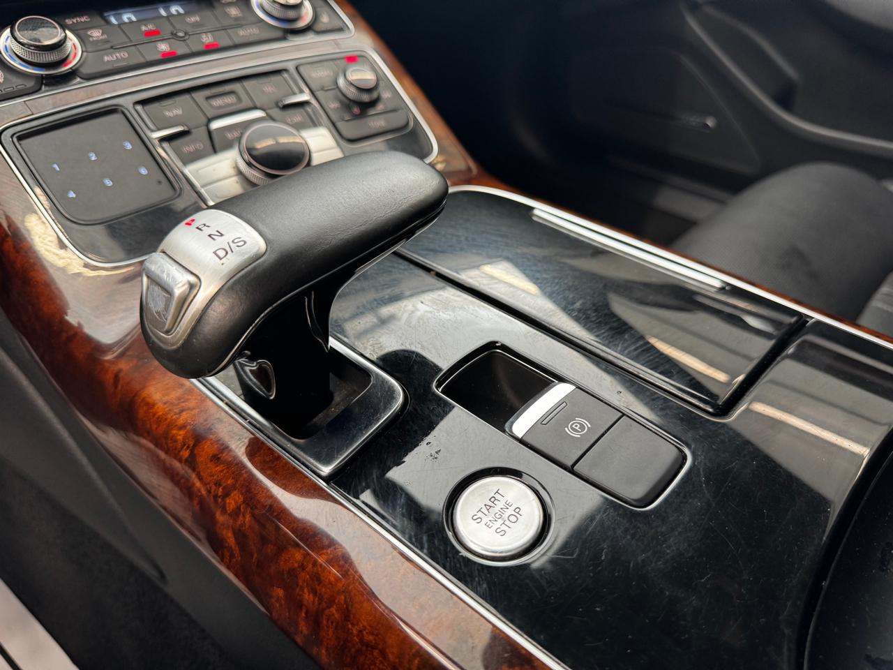 Audi A8 4dr Sdn 3.0T 2014