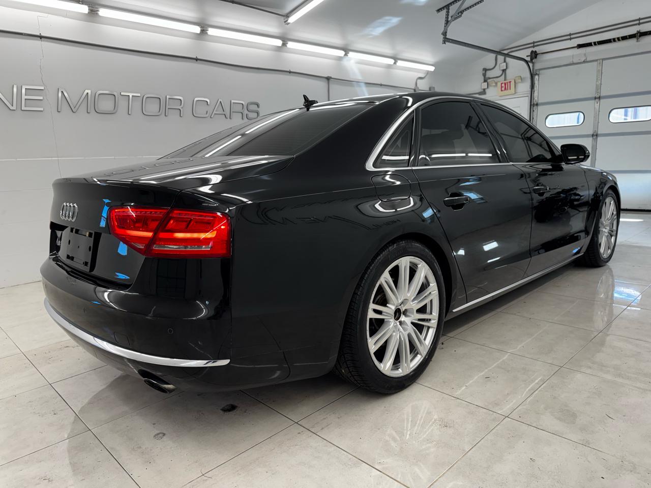 Audi A8 4dr Sdn 3.0T 2014