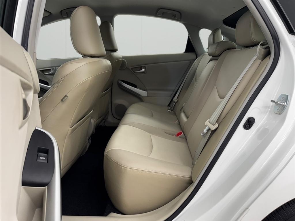 Toyota Prius 5dr HB Three (Natl) 2014