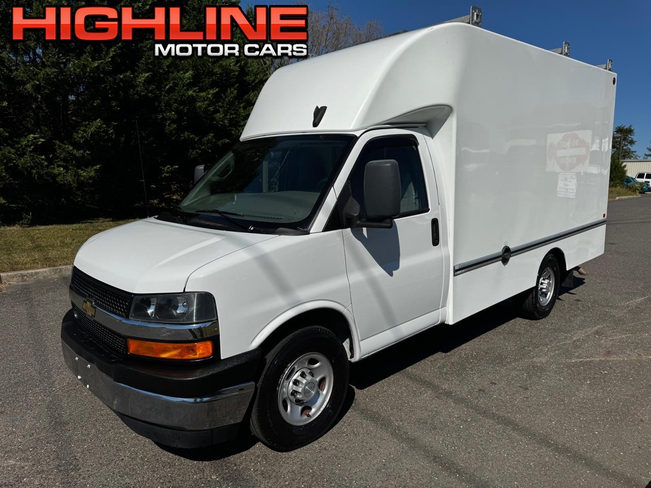 2019 Chevrolet Express Commercial Cutaway 3500 Van 139"