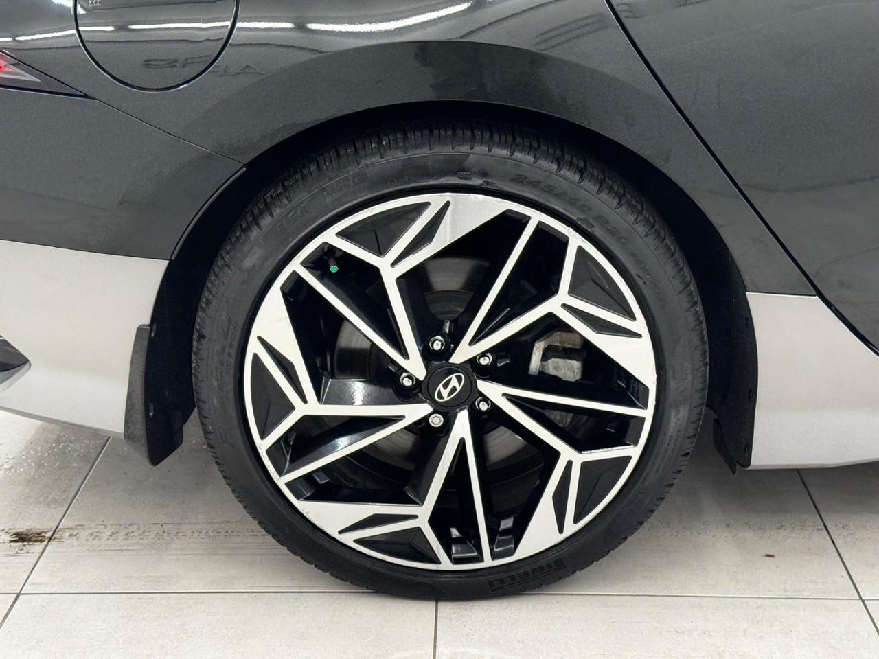 Hyundai Ioniq 6 SEL RWD 2023