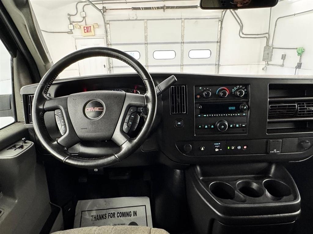 GMC Savana Cargo Van RWD 2500 135" 2021