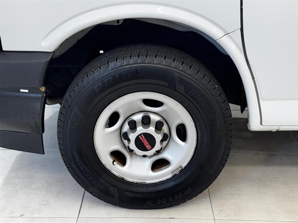 GMC Savana Cargo Van RWD 2500 135" 2021