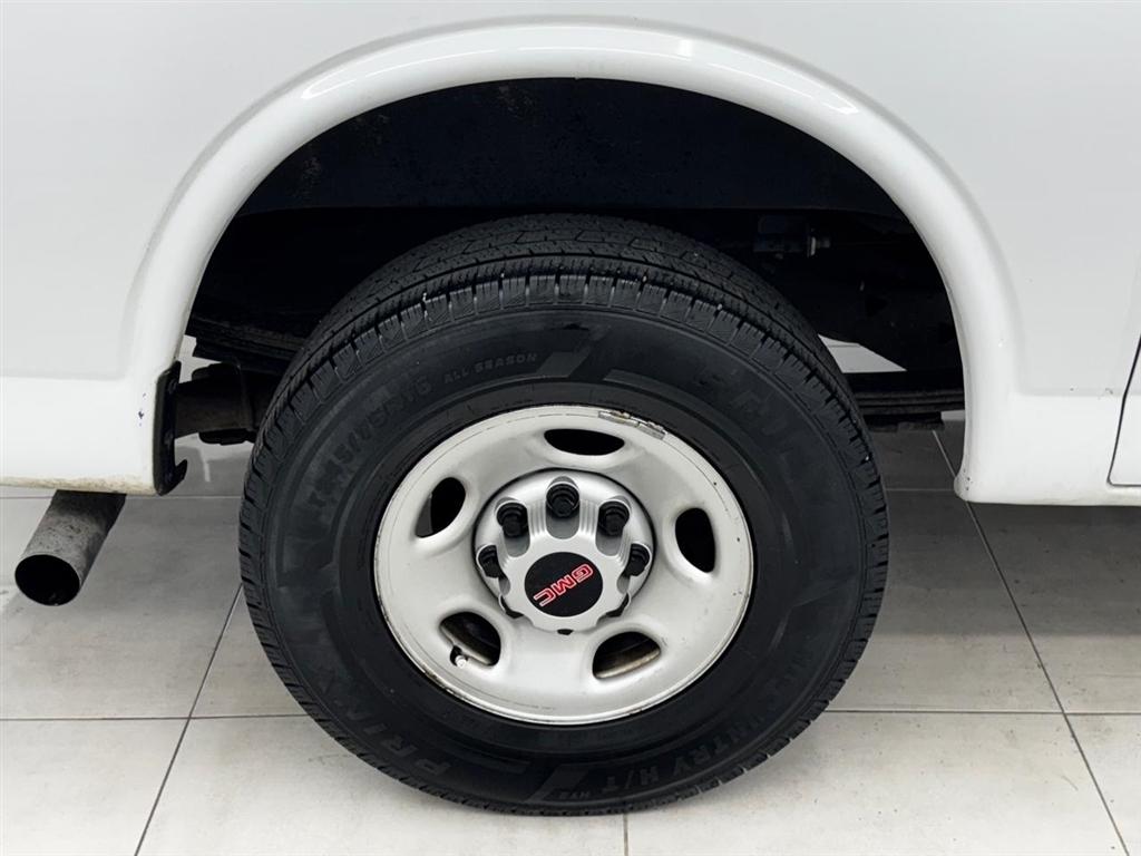 GMC Savana Cargo Van RWD 2500 135" 2021