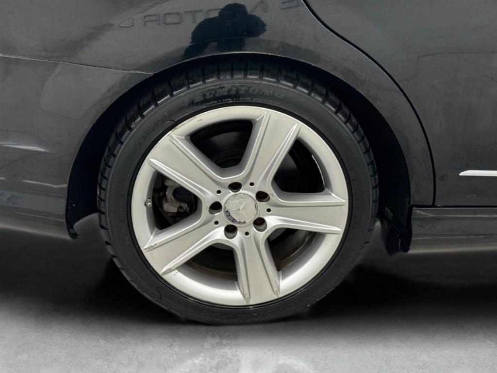 Mercedes-Benz C-Class 4dr Sdn C 300 Sport 4MATIC 2011