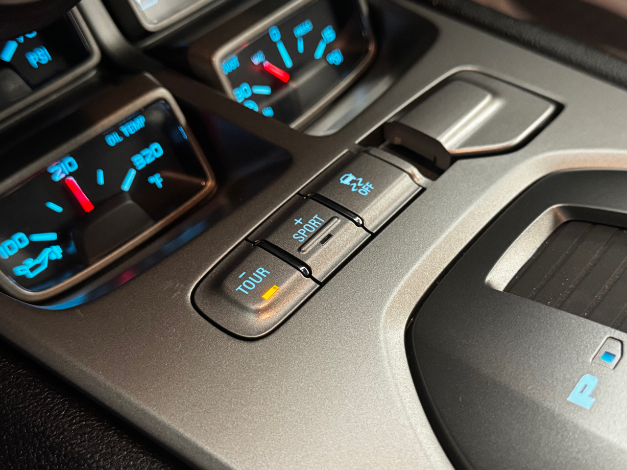 Chevrolet Camaro 2dr Cpe ZL1 2013 Chevrolet Camaro 2dr Cpe ZL1 2013