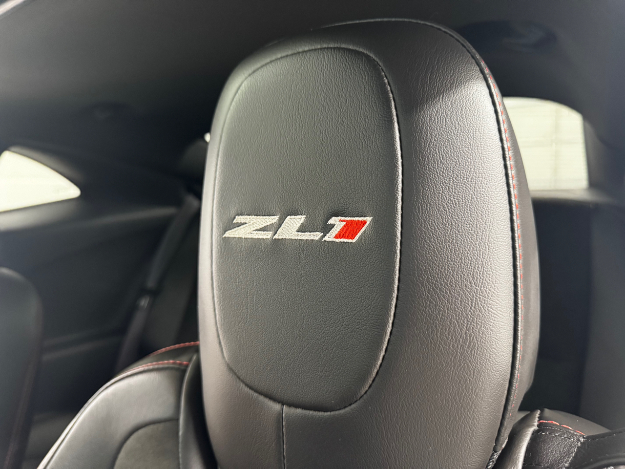 Chevrolet Camaro 2dr Cpe ZL1 2013 Chevrolet Camaro 2dr Cpe ZL1 2013
