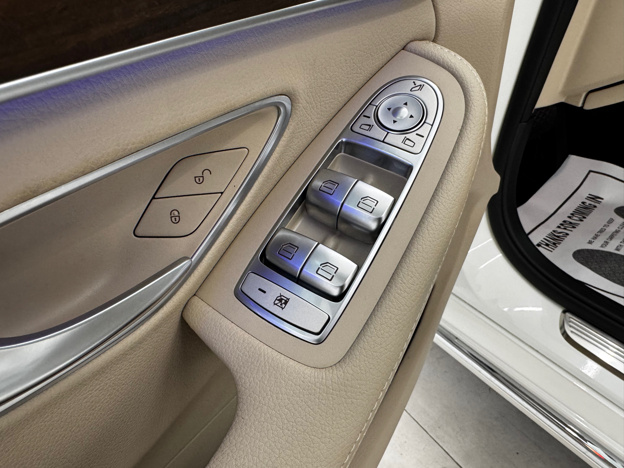 Mercedes-Benz C-Class C 300 4MATIC Sedan 2021 Mercedes-Benz C-Class C 300 4MATIC Sedan 2021