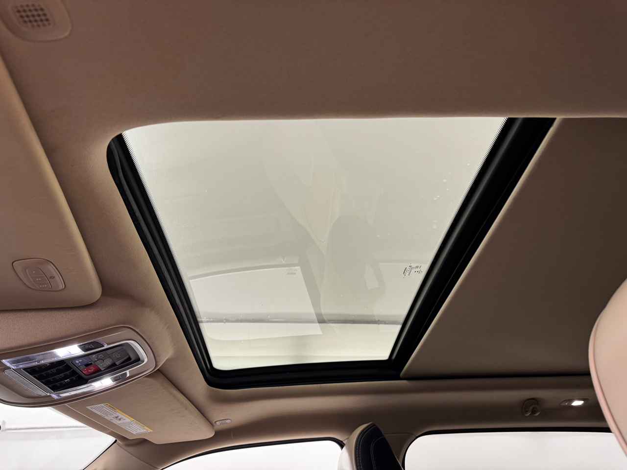 RAM 1500 Limited 4x4 Crew Cab 5'7" Box 2019 RAM 1500 Limited 4x4 Crew Cab 5'7" Box 2019