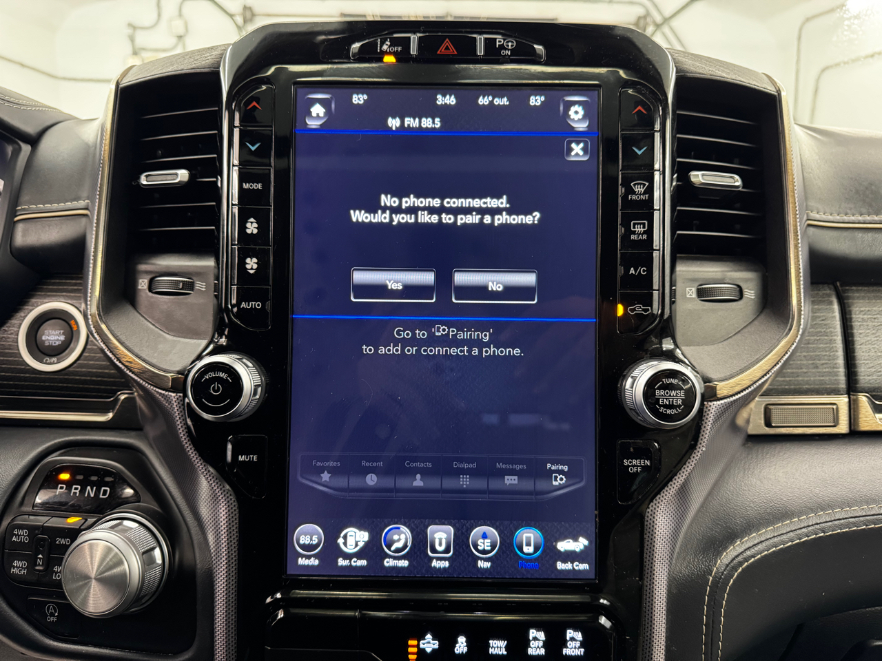 RAM 1500 Limited 4x4 Crew Cab 5'7" Box 2019 RAM 1500 Limited 4x4 Crew Cab 5'7" Box 2019