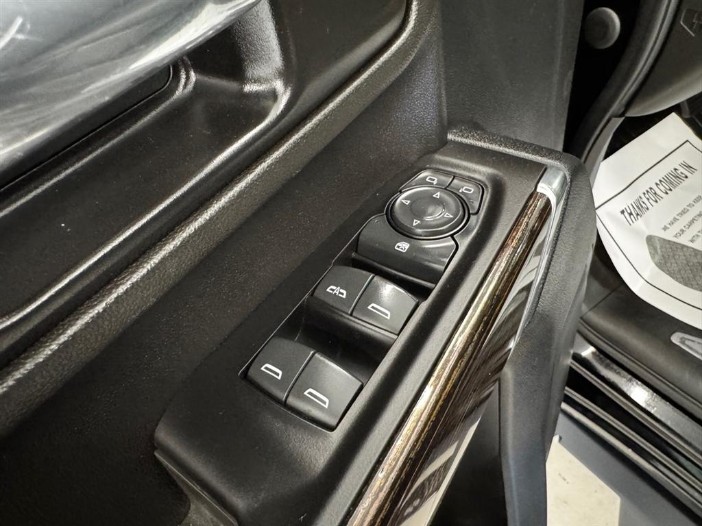 GMC Sierra 3500HD 4WD Crew Cab 172" SLE 2022