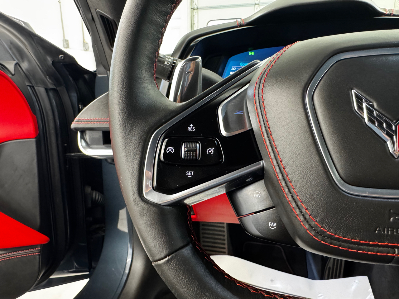 Chevrolet Corvette 2dr Stingray Cpe w/3LT 2020 Chevrolet Corvette 2dr Stingray Cpe w/3LT 2020