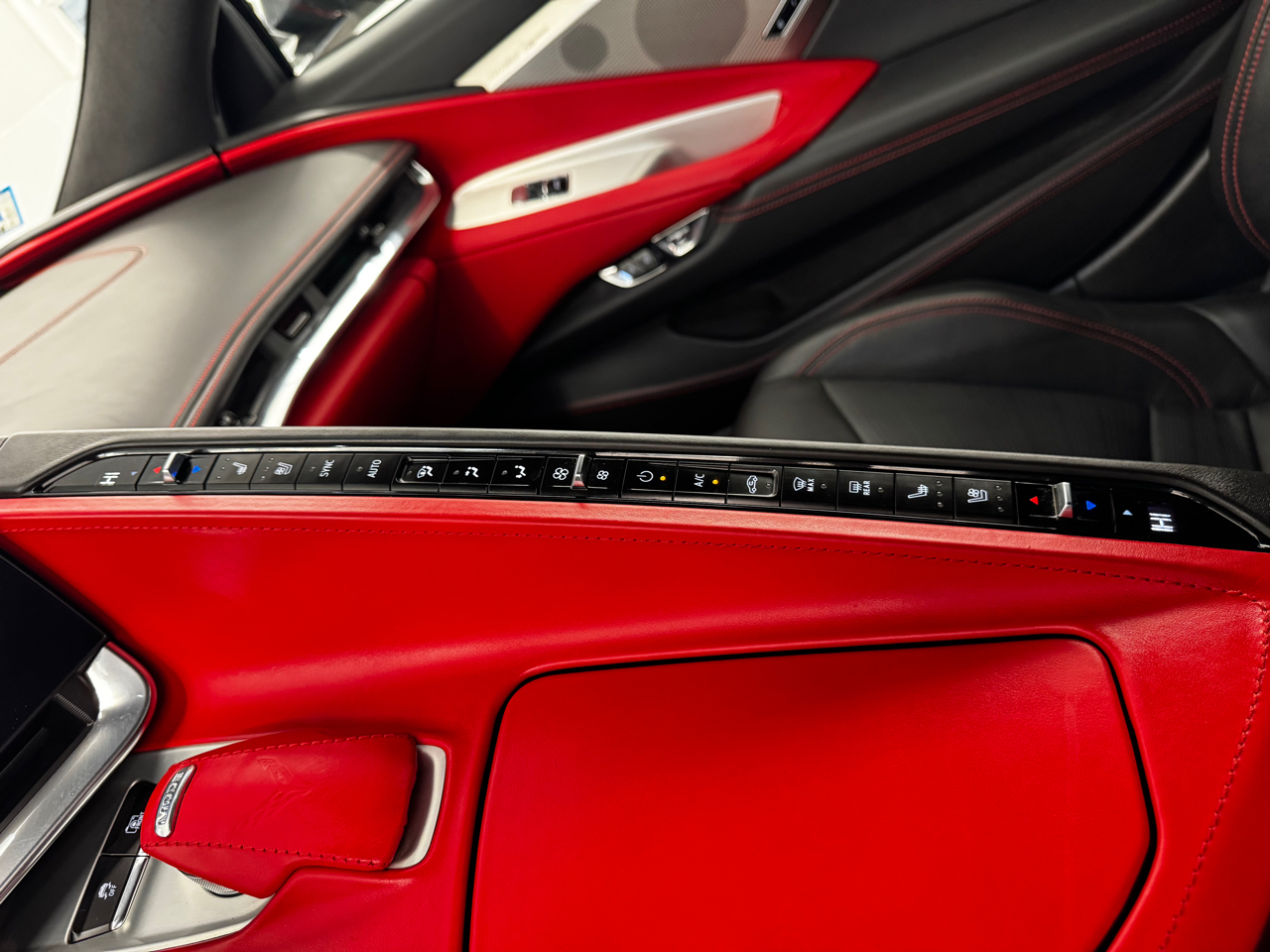 Chevrolet Corvette 2dr Stingray Cpe w/3LT 2020 Chevrolet Corvette 2dr Stingray Cpe w/3LT 2020