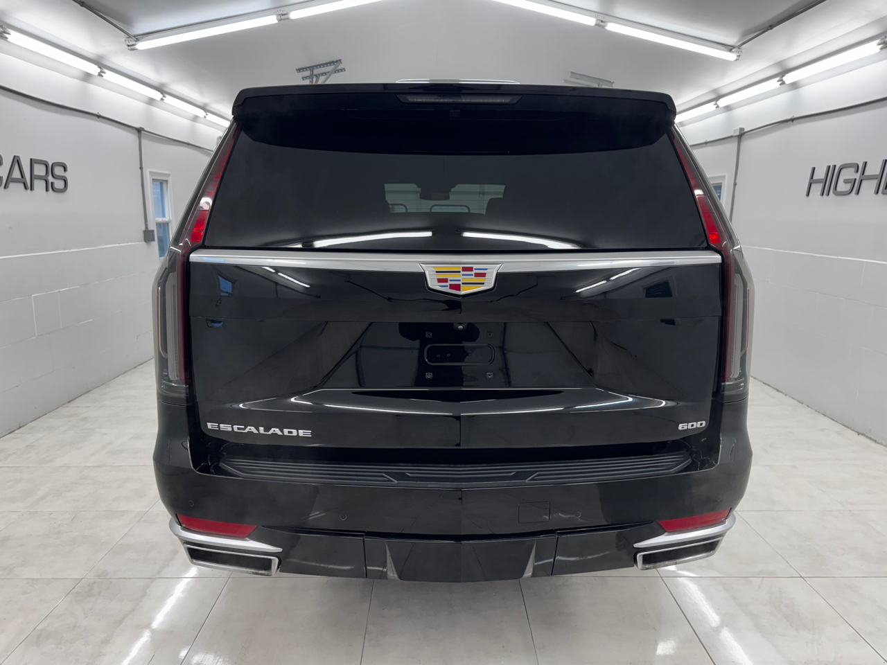 Cadillac Escalade ESV 4WD 4dr Luxury 2022 Cadillac Escalade ESV 4WD 4dr Luxury 2022