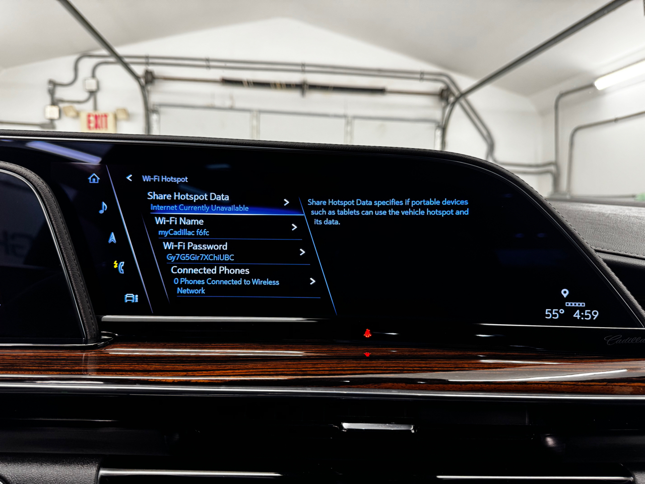 Cadillac Escalade ESV 4WD 4dr Luxury 2022 Cadillac Escalade ESV 4WD 4dr Luxury 2022