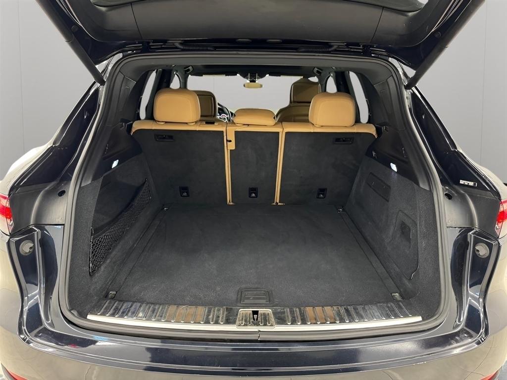 Porsche Cayenne AWD 2020