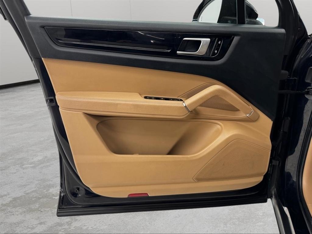 Porsche Cayenne AWD 2020