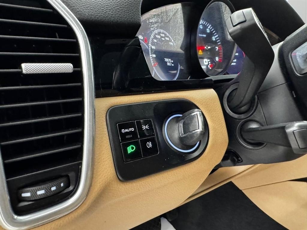 Porsche Cayenne AWD 2020