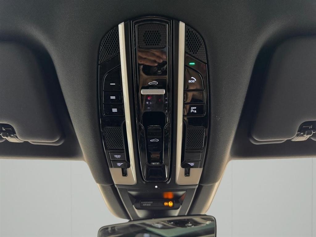 Porsche Cayenne AWD 2020
