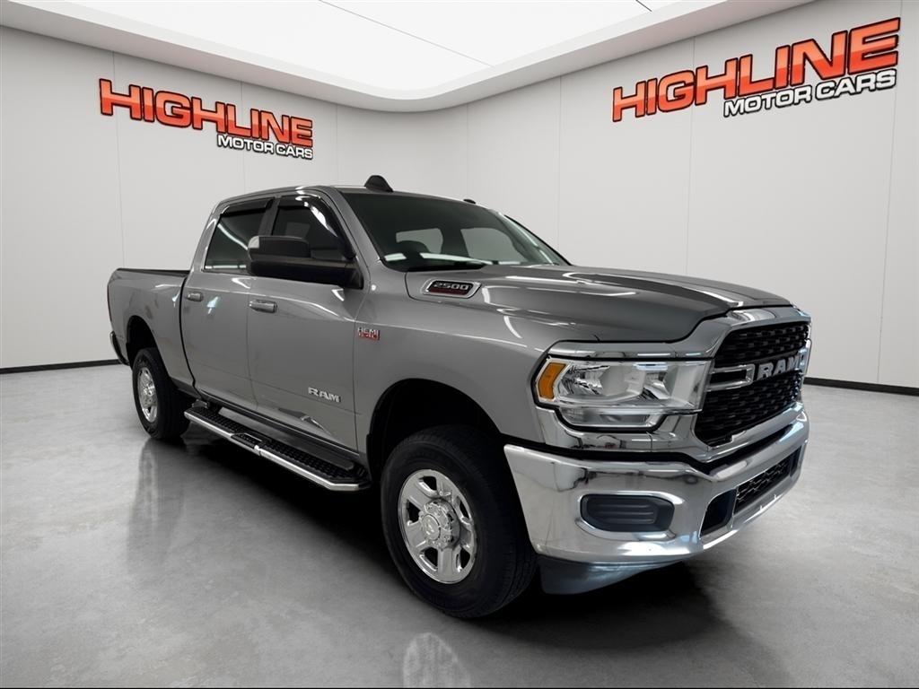 RAM 2500 Big Horn 4x4 Crew Cab 6'4" Box 2022