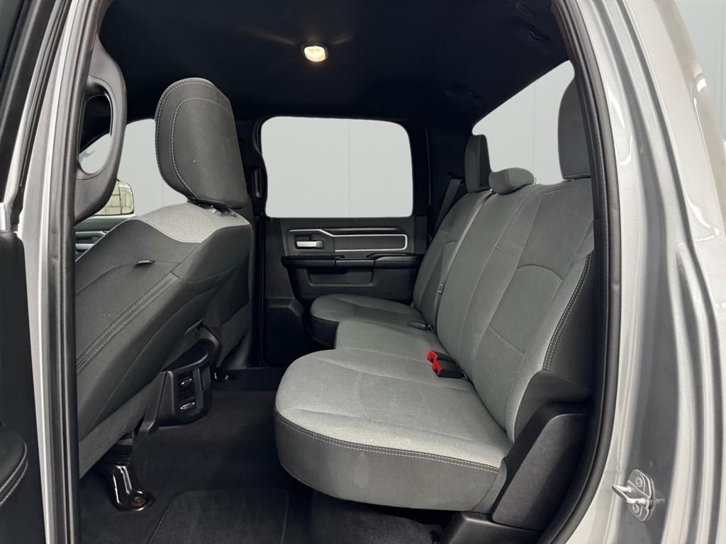 RAM 2500 Big Horn 4x4 Crew Cab 6'4" Box 2022