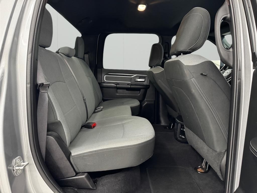 RAM 2500 Big Horn 4x4 Crew Cab 6'4" Box 2022