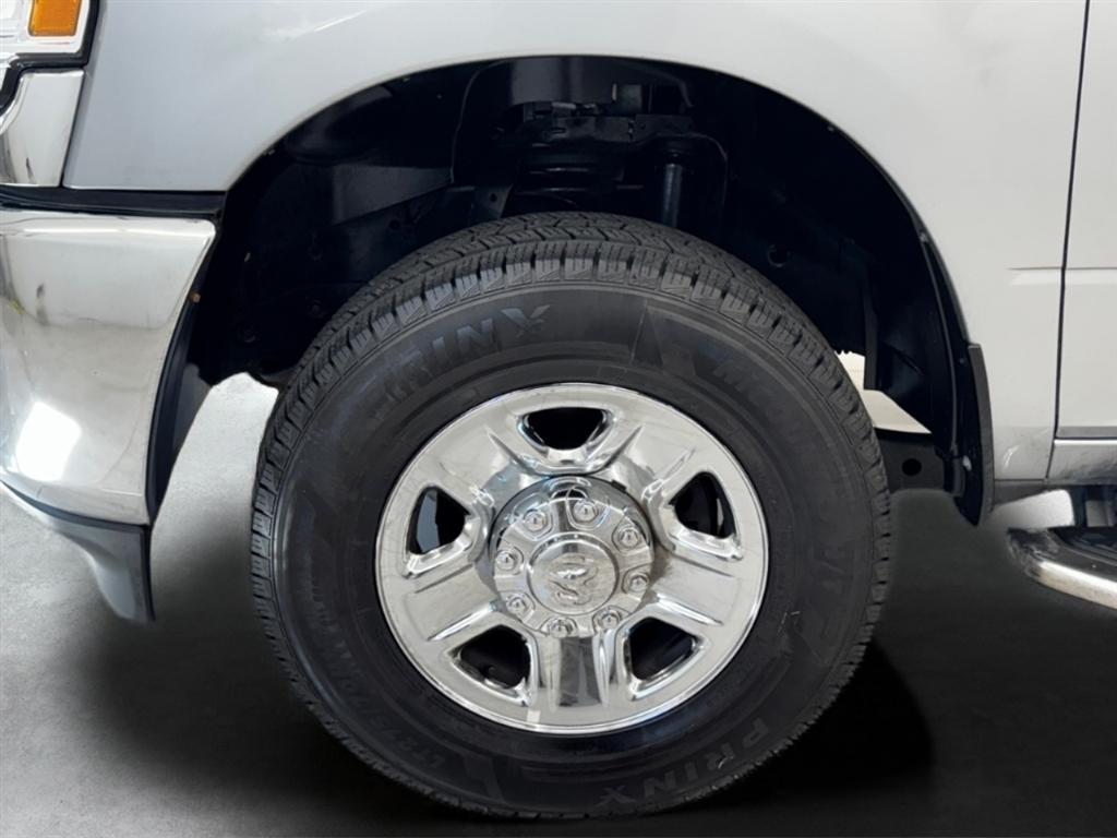 RAM 2500 Big Horn 4x4 Crew Cab 6'4" Box 2022