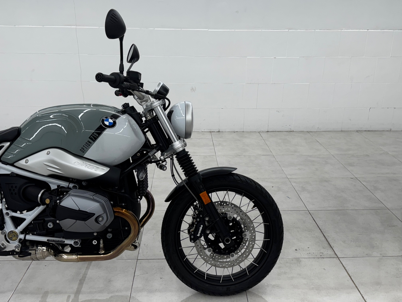 BMW R nine T  2024