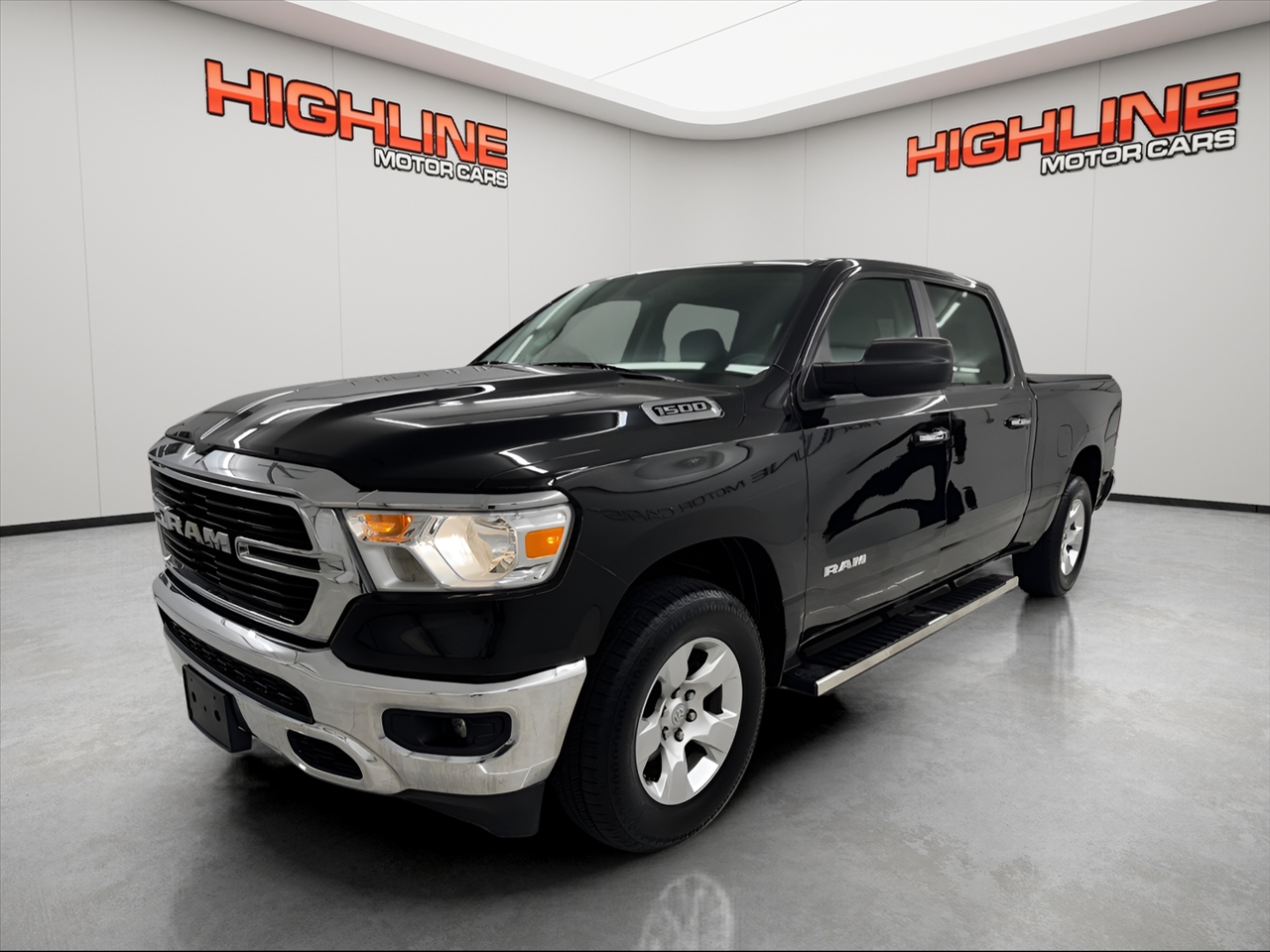 2020 RAM 1500 Big Horn 4x4 Crew Cab 6'4" Box