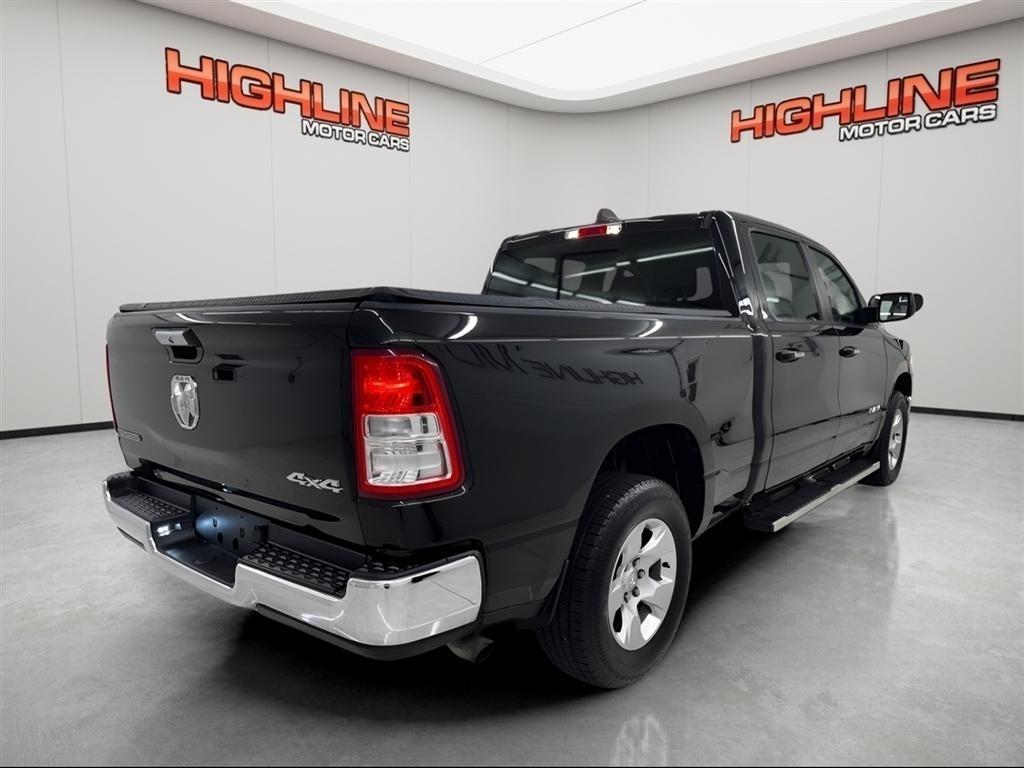 RAM 1500 Big Horn 4x4 Crew Cab 6'4" Box 2020