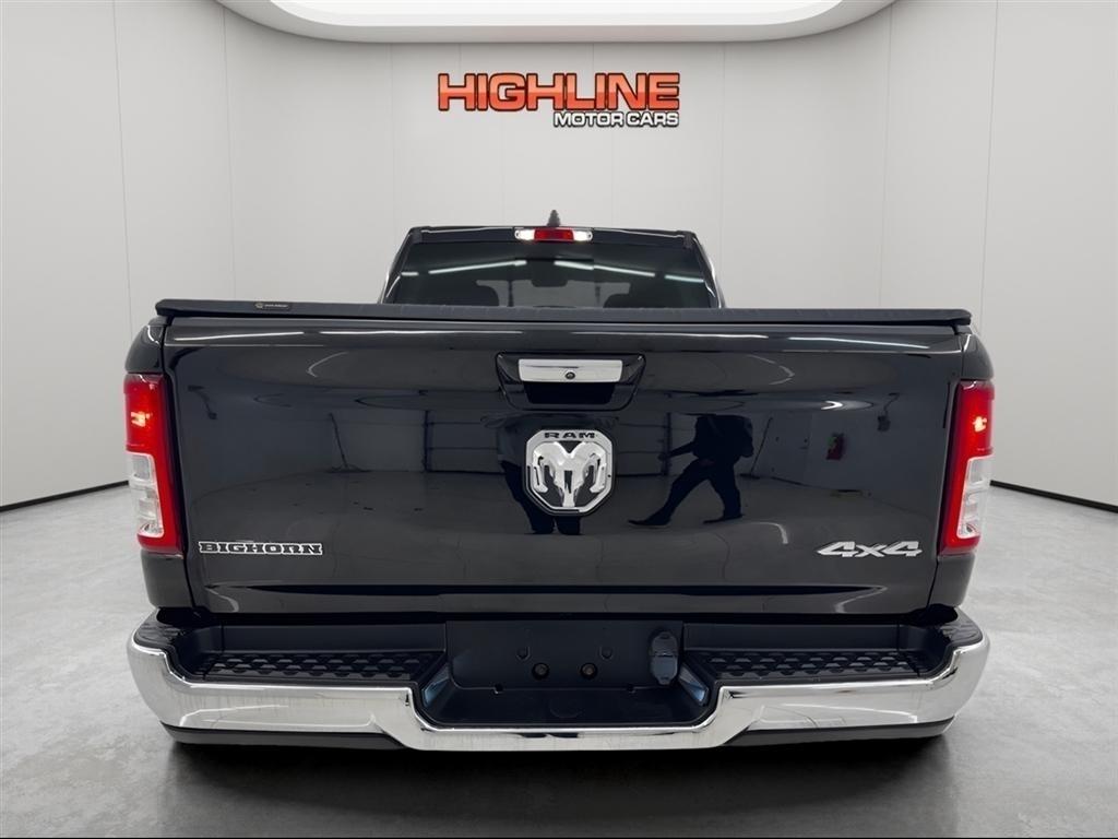 RAM 1500 Big Horn 4x4 Crew Cab 6'4" Box 2020