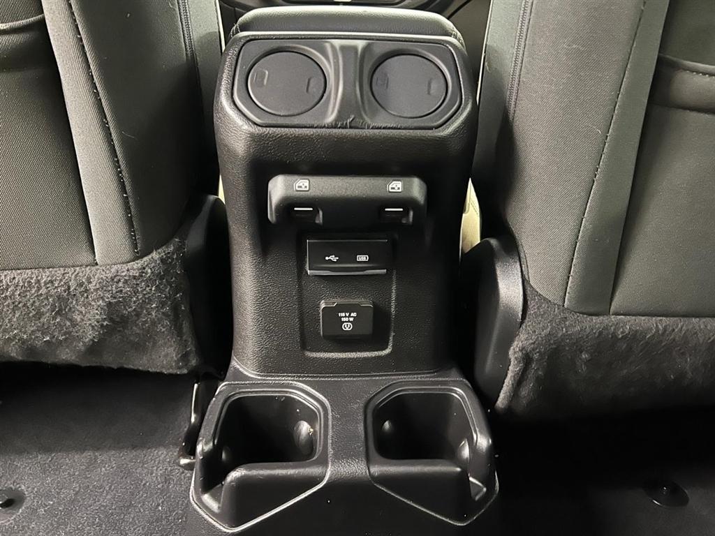 Jeep Wrangler Unlimited Sahara 4x4 2018