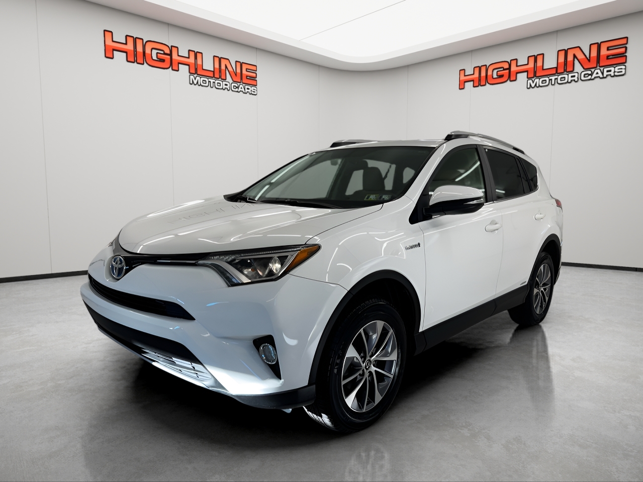 2016 Toyota RAV4 Hybrid AWD 4dr XLE (Natl)