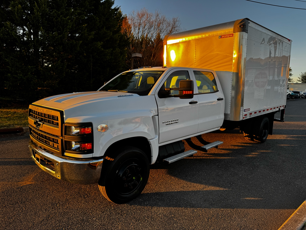 2023 Chevrolet Silverado MD 2WD Crew Cab Work Truck