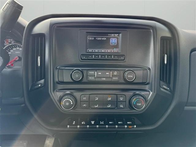 Chevrolet Silverado MD 2WD Crew Cab Work Truck 2023