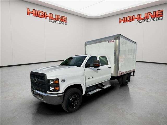 2023 Chevrolet Silverado HD Work Crew Cab 175" WB's photo