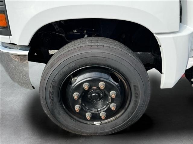 Chevrolet Silverado MD 2WD Crew Cab Work Truck 2023