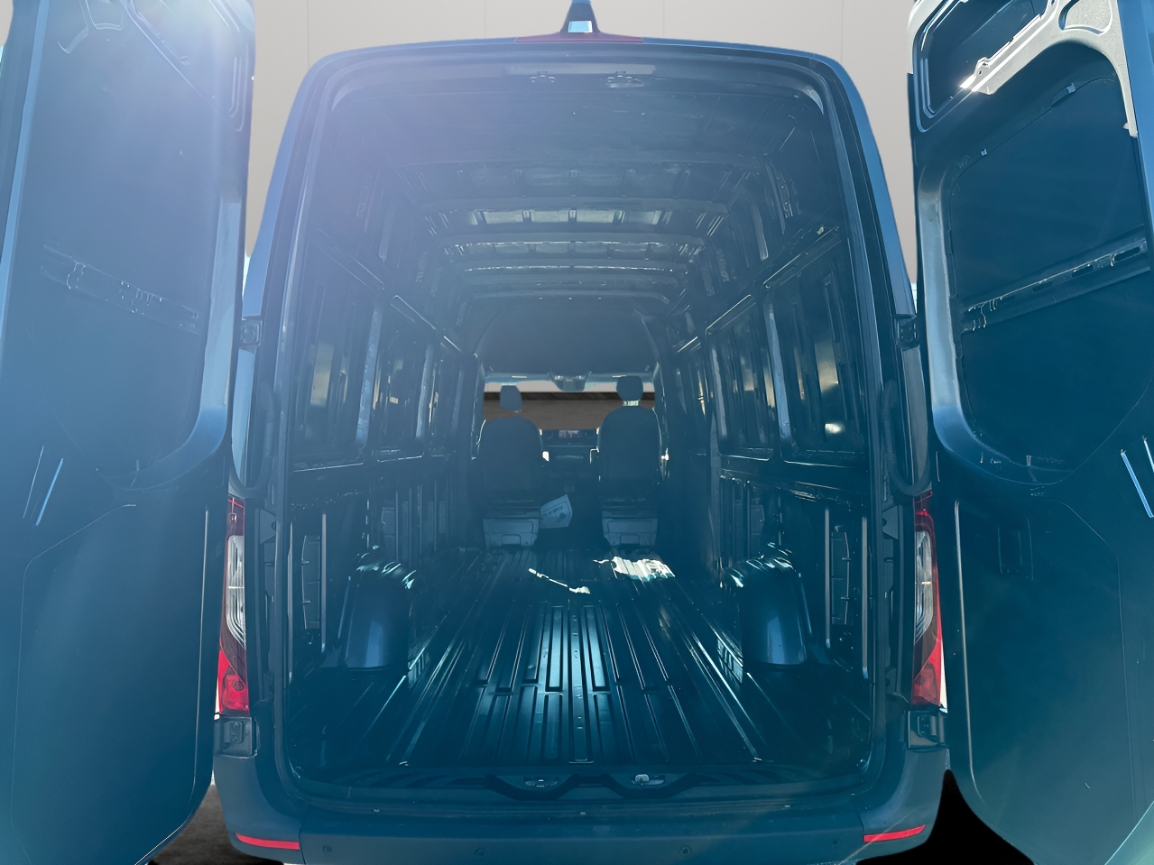 Mercedes-Benz Sprinter Van 2500 High Roof I4 Diesel HO 170" AWD 2024