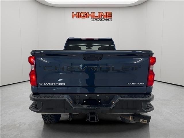 Chevrolet Silverado 2500HD 4WD Double Cab 149" Custom 2023