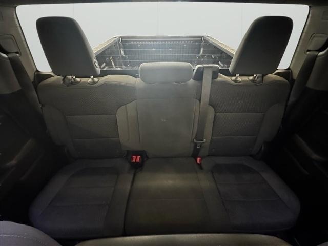 Chevrolet Silverado 2500HD 4WD Double Cab 149" Custom 2023
