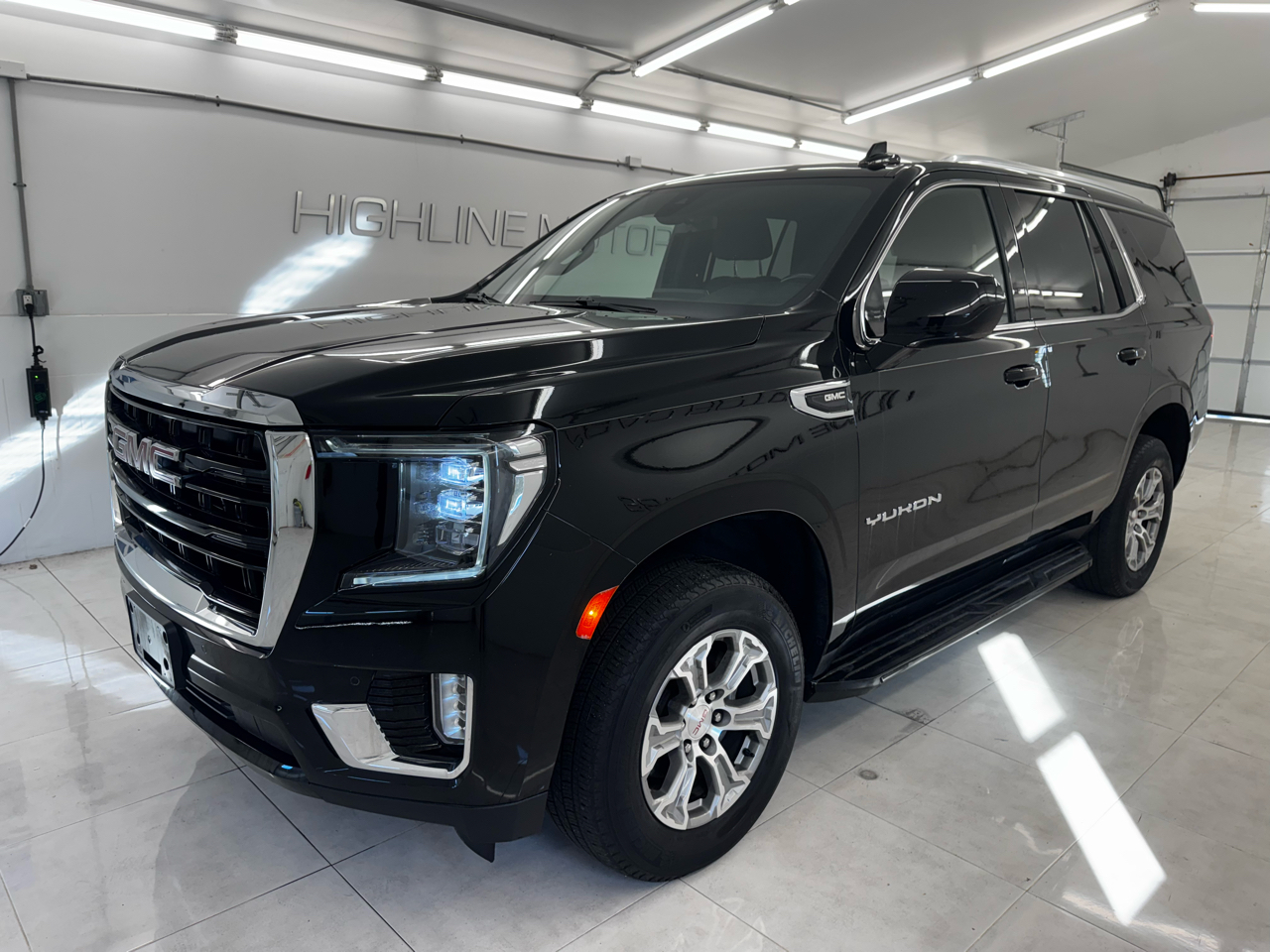 2022 GMC Yukon SLE's photo