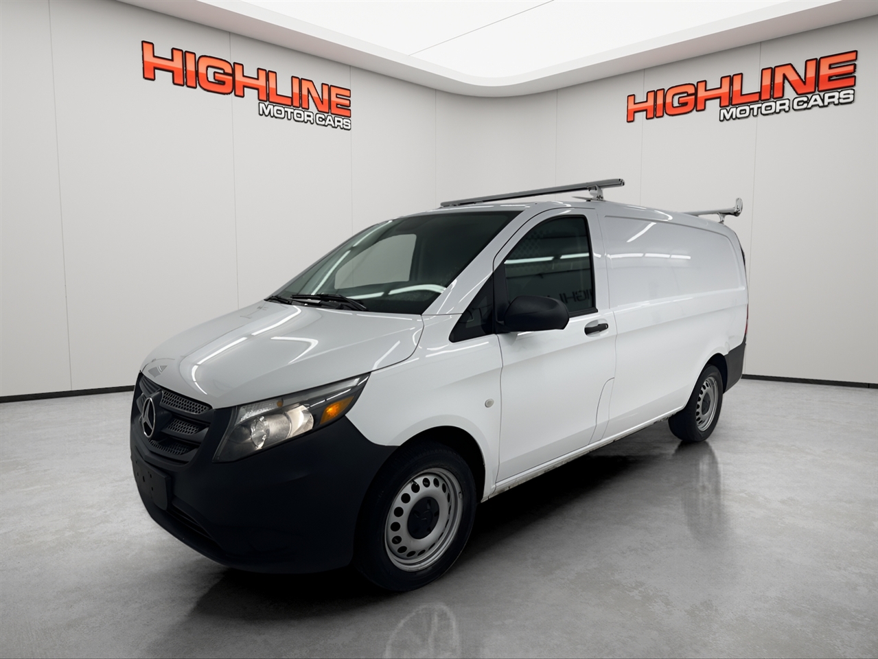 Mercedes-Benz Metris Cargo Van Standard Roof 126" Wheelbase 2017