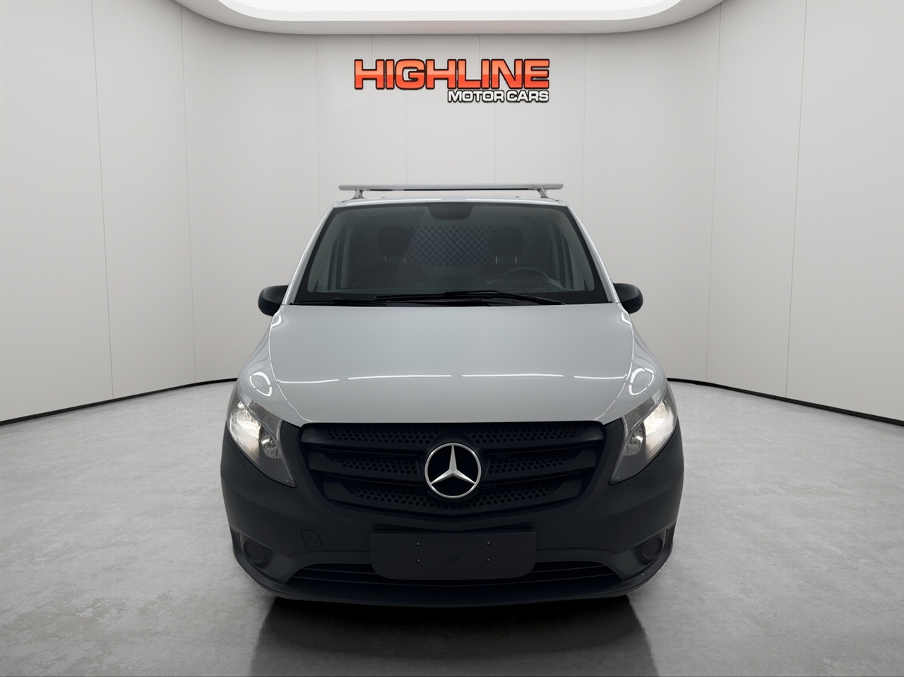 Mercedes-Benz Metris Cargo Van Standard Roof 126" Wheelbase 2017