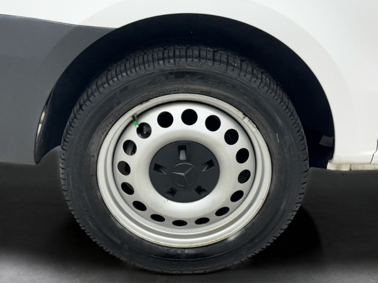 Mercedes-Benz Metris Cargo Van Standard Roof 126" Wheelbase 2017