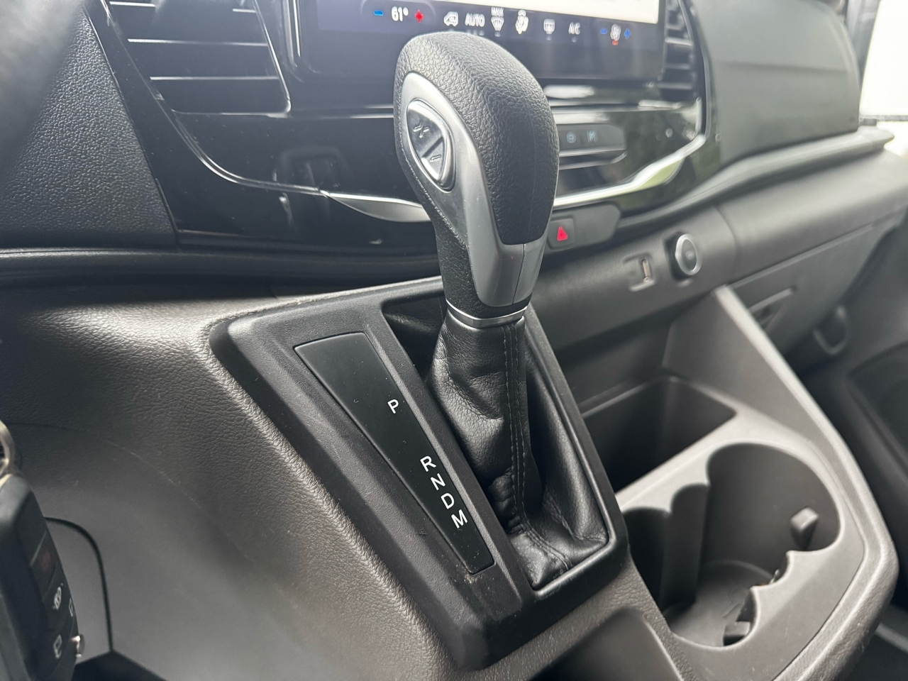 Ford Transit Passenger Wagon T-350 148" Med Roof XLT RWD 2023