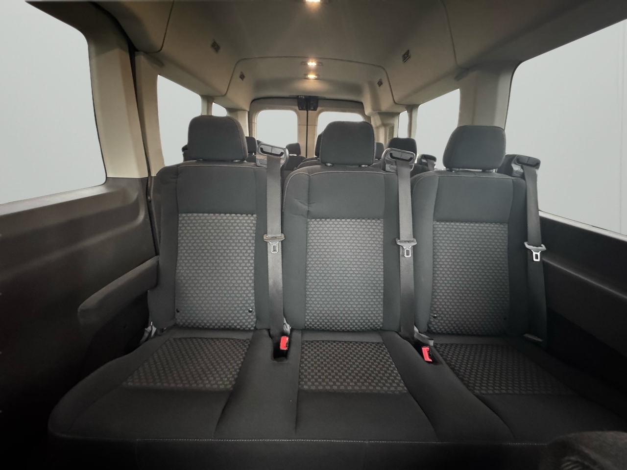 Ford Transit Passenger Wagon T-350 148" Med Roof XLT RWD 2023