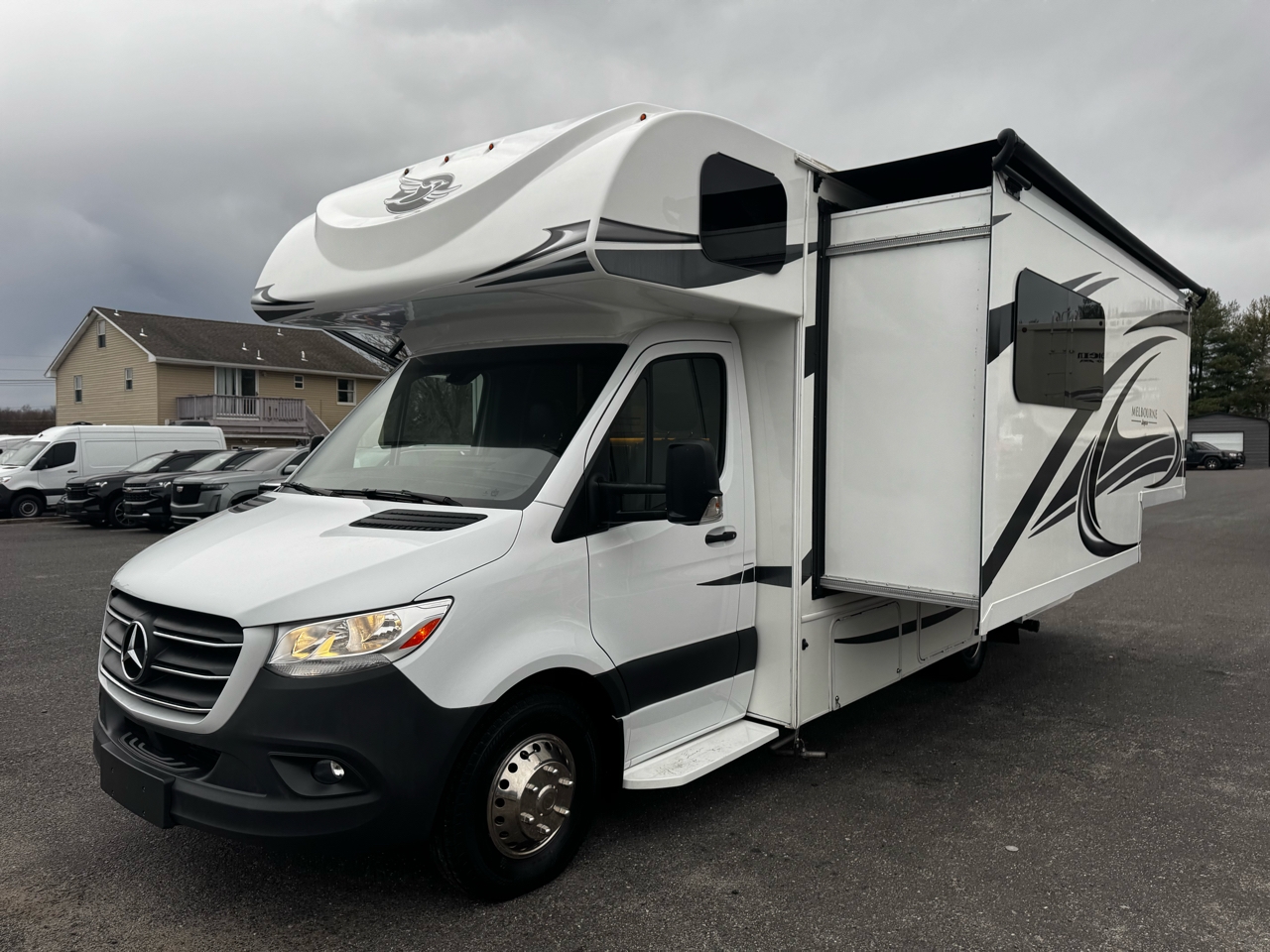 2020 Mercedes-Benz Sprinter Cab Chassis Base's photo