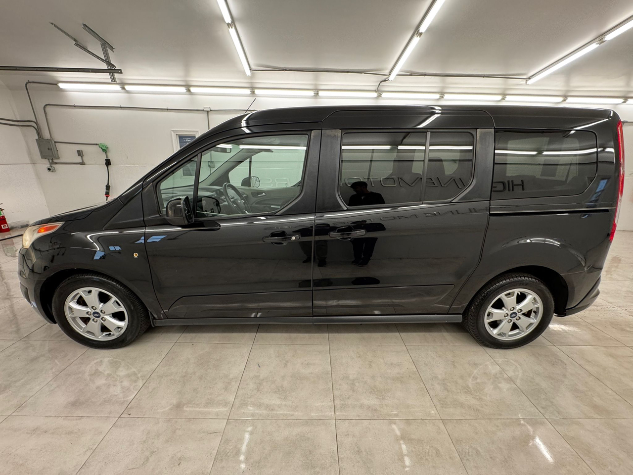 Ford Transit Connect Wagon 4dr Wgn LWB Titanium w/Rear Liftgate 2014