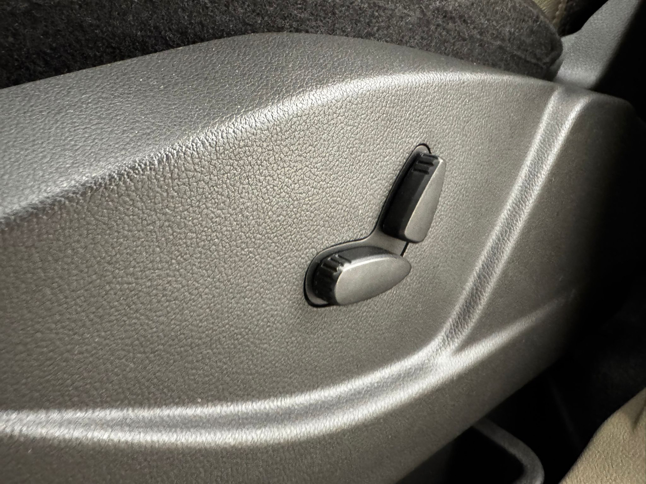 Ford Transit Connect Wagon 4dr Wgn LWB Titanium w/Rear Liftgate 2014