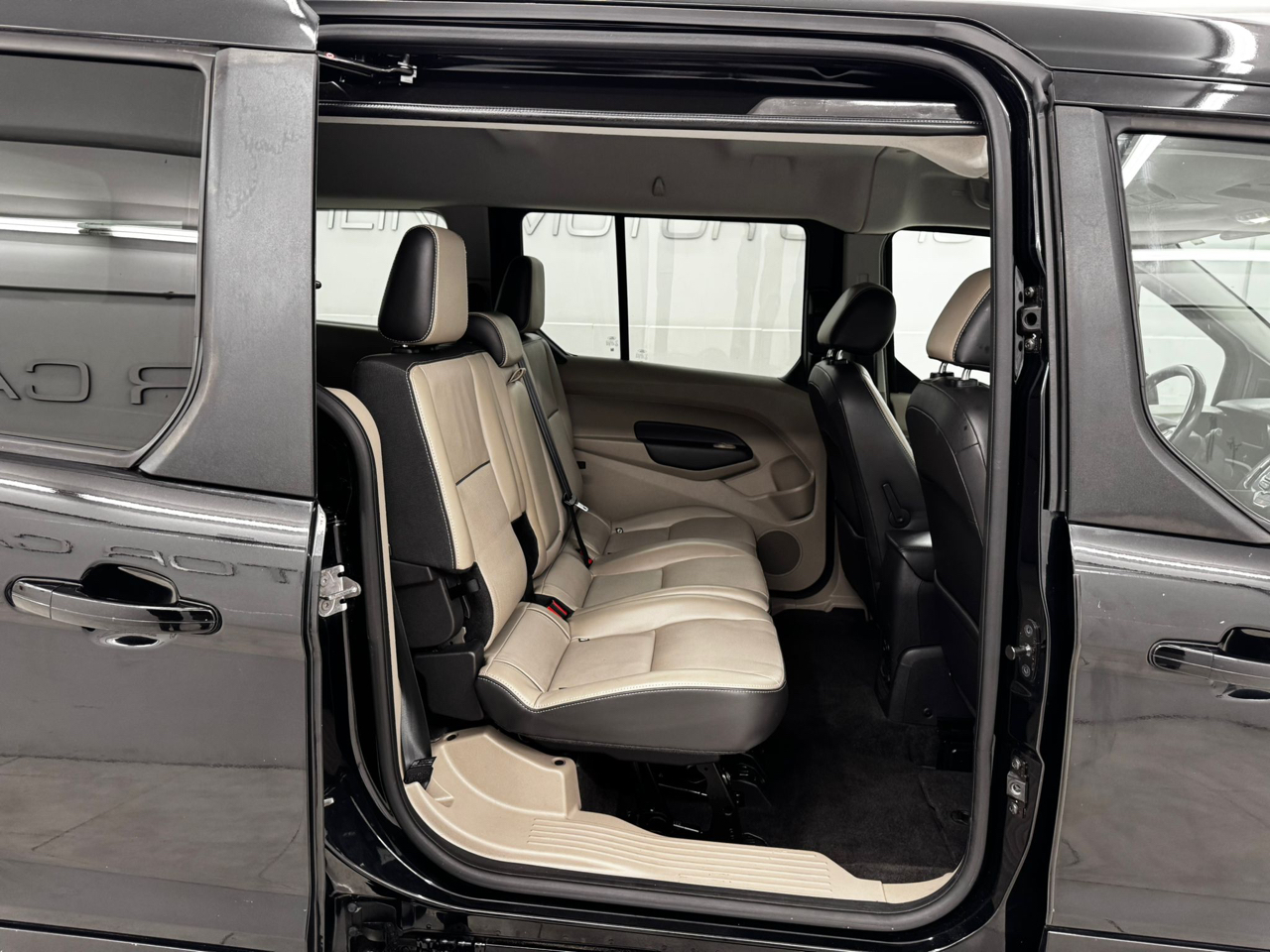 Ford Transit Connect Wagon 4dr Wgn LWB Titanium w/Rear Liftgate 2014